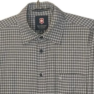 Victorinox Flannel Shirt Men Med Gray Plaid Button Swiss Army Knife Gorp Preppy